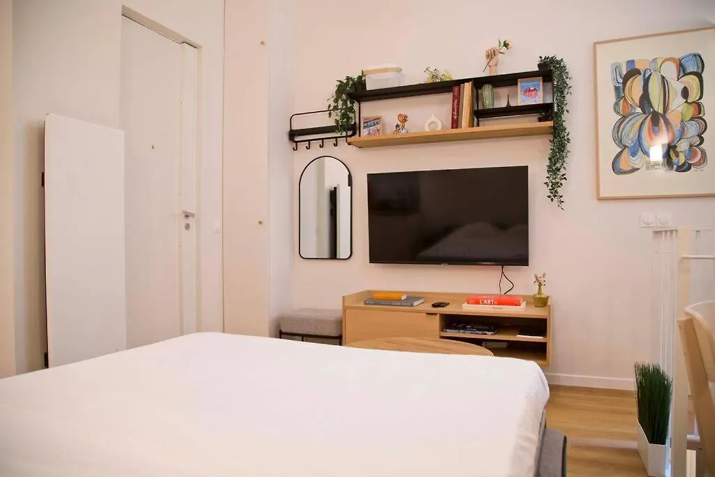 Luxury Apt Raspail Denfert باريس 0*,
